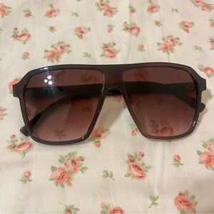 OVERSIZED SQUARE RETRO SUNGLASSES